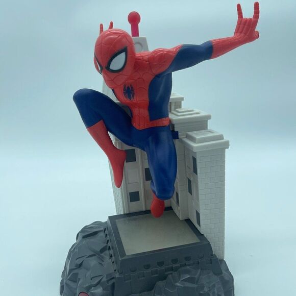 Marvel Spider-Man Super Hero Action Figure - Picture 1 of 5